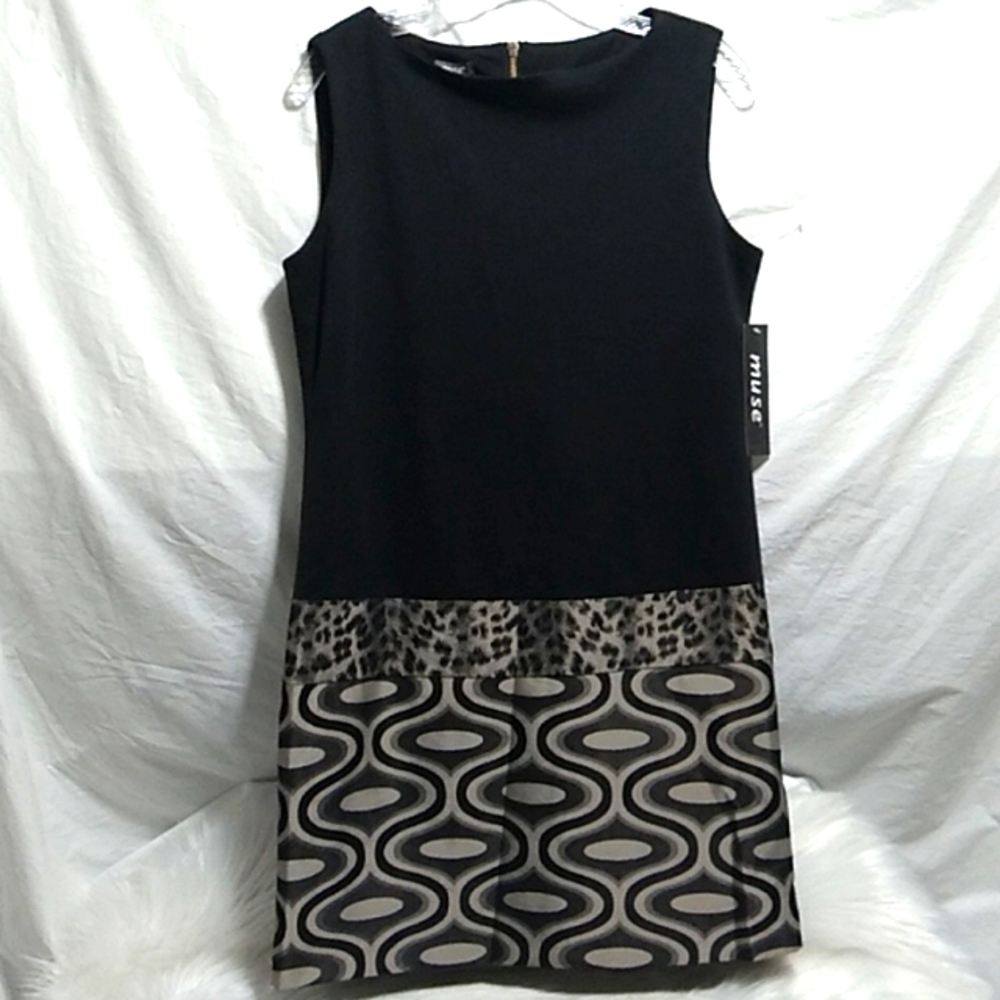 SALE! NWT Muse Stunning Midi Dress Sz.8 (X-56)